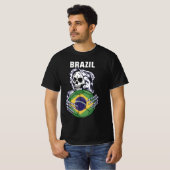 ブラジルのサッカージャージーとスカル おもしろい Tシャツ (正面フル)