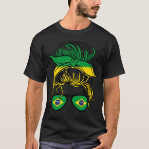 ブラジルのサッカーW杯2022ブラジルの少女の国旗 Tシャツ