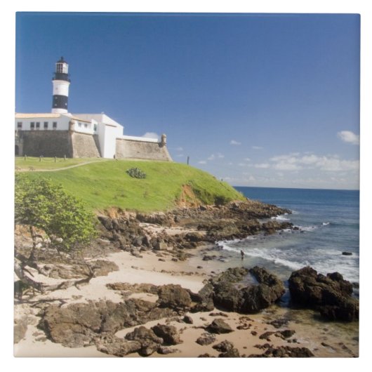 ブラジルのサルバドル。ポルト·ダ·バラと タイル (正面)