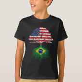 ブラジルのブラジルルーツアメリカ人の成長男性へした女性K Tシャツ (正面)