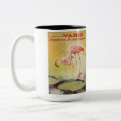 ブラジルのマグのためのヴァリグ・ブラジル航空のヴィンテージポスター ツートーンマグカップ (左)