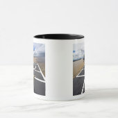 ブラジルのユーロコッパーが着陸の準備をする マグカップ (中央)