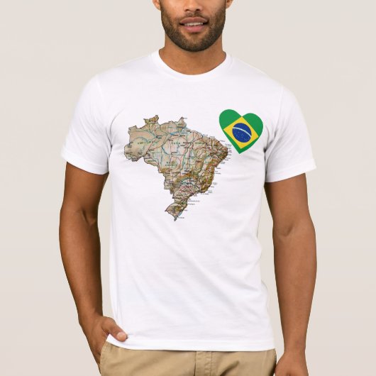 ブラジルの旗のハートおよび地図のTシャツ Tシャツ (正面)
