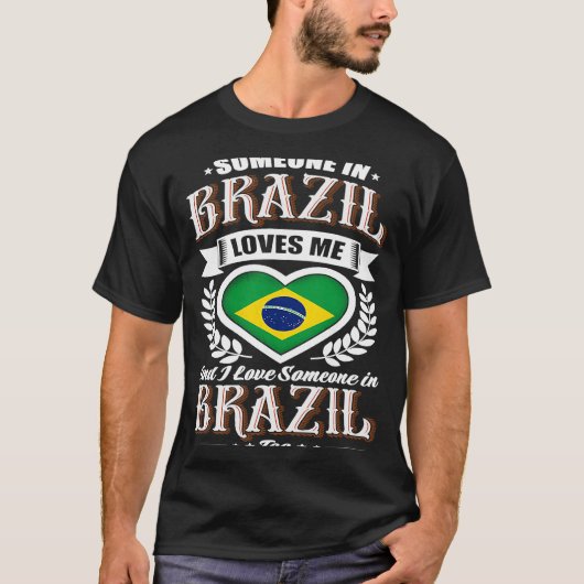 ブラジルハート国旗ブラジルの人が私を愛している Tシャツ (正面)