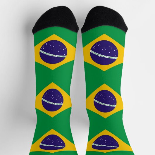 ブラジル国旗を持つ男性用クルーソックス ソックス (上部)