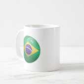 ブラジル 光沢のある円形の旗 コーヒーマグカップ (正面左)