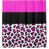 ブラックおよびホットマゼンタLeopardスポットカラーブロック シャワーカーテン (正面)