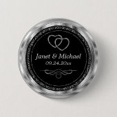 ブラックおよびメタリックのシルバーテンプレートボタン 缶バッジ (正面)