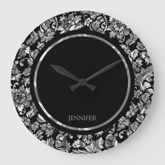 ブラックおよびメタリック銀ヴィンテージフローラダマスク ラージ壁時計 (正面)