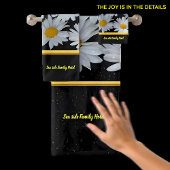 ブラックでロマンチックなデイジー金ゴールドフォイルをパーソナライズ バスタオルセット