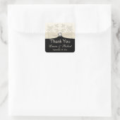 ブラックとアイボリーフローラありがとうステッカー スクエアシール (バッグ)