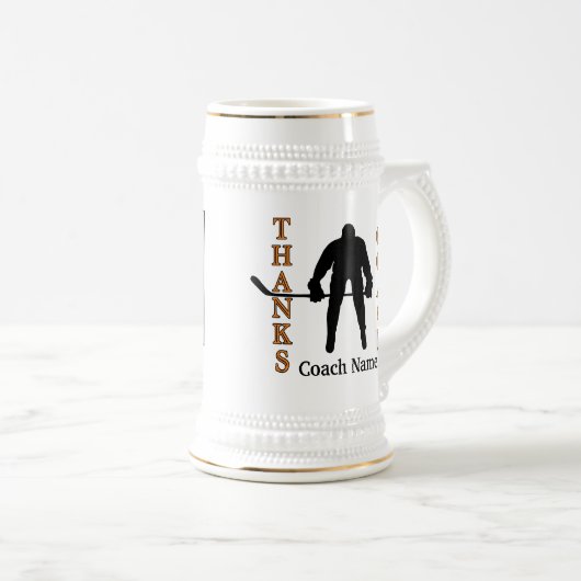 ブラックとオレンジのホッケーコーチのギフト写真と文字 ビールジョッキ (正面右)