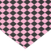 ブラックとカーネーションピンク市松模様にク テーブルクロス (アングル)
