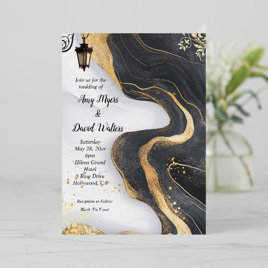 ブラックとゴールドのエレガントな結婚式招待状 箔招待状 (立ち正面)
