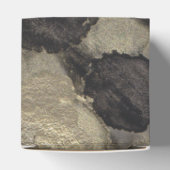 ブラックとゴールドのクラシックなウェディングシャード フェイバーボックス (上部)