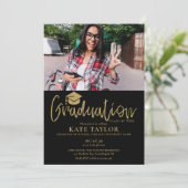 ブラックとゴールドのスクリプト 卒業パーティー 2 枚の写真 招待状 (スタンド正面)