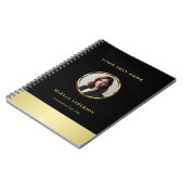 ブラックとゴールドのデザイン、ロゴまたは写真をゴールドの円形に ノートブック (左側)