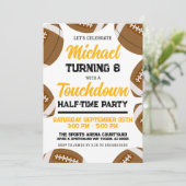 ブラックとゴールドのフットボールチームの誕生日パーティー 招待状 (スタンド正面)