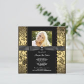 ブラックとゴールドの写真付き卒業証書 招待状 (スタンド正面)