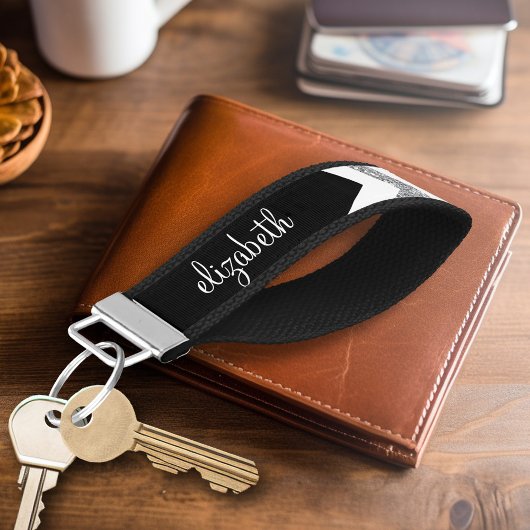 ブラックとシルバーのグリッタープリントシボロンと名前 リストバンドキーホルダー