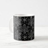 ブラックとシルバーの雪の結晶 クリスマスマグ コーヒーマグカップ (正面左)