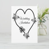 ブラックとホワイトのハートとバタフライのウェディング 招待状 (スタンド正面)