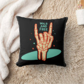 ブラックとワイルド枕とレトロデザイン。 クッション (ブランケット)