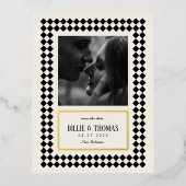 ブラックと金ゴールドオンアイボリーチェッカーボ縁どードジャズ 箔招待状ポストカード (正面)