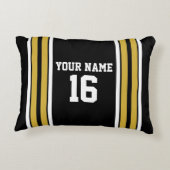 ブラックと金ゴールドホワイトストライプズのチームジャージー アクセントクッション (裏面)
