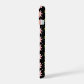 ブラックにピンクとイエローの春の花柄 - i iPhone 15ケース (左側面)
