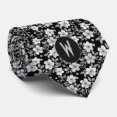 ブラックに白の花のネクタイ ネクタイ (ロール)