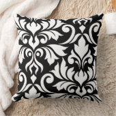 ブラックに白の花色のダマスクアート クッション (ブランケット)
