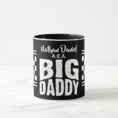 ブラックの背景に白文字でお名前入りBig Daddy マグカップ (中央)