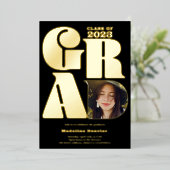 ブラックはっきりしたオーバーサイズのGrad 4写真2023卒業 箔招待状 (立ち正面)