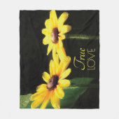 ブラックアイドスーザンフローラ真のラブフレーズ フリースブランケット (正面)