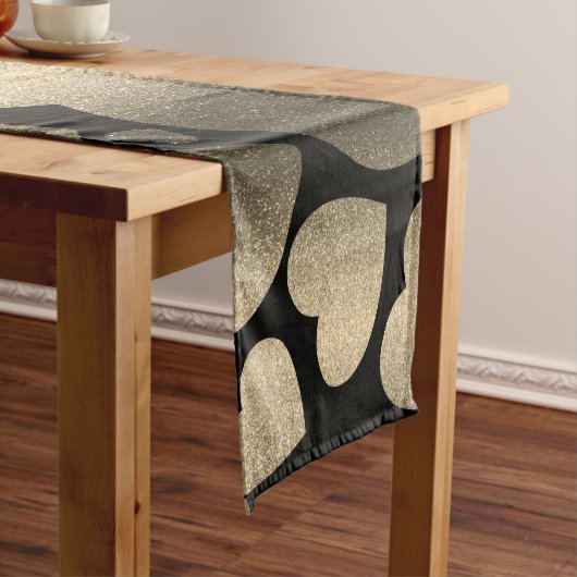 ブラックアンドシルバーグリッターラブバレンティーンズデイハート ショートテーブルランナー (インサイチュ)