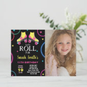 ブラックイエローピンクスケートで滑る誕生日(写真あり) 招待状 (スタンド正面)