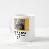 ブラックイエロープレイヤー名番号チームフォト コーヒーマグカップ (正面左)