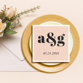ブラックイニシャルタイポグラフィピーチピンクポピー結婚ズ スタンダードカクテルナプキン