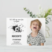 ブラックインクサッカー誕生日招待状(写真付) 招待状 (スタンド正面)