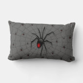 ブラックウィドスパイダーとベビー- ランバークッション (裏面)