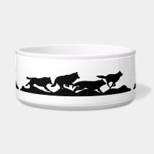 ブラックウルフシルエット走ワイルドとパック