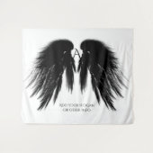 ブラックエンジェルウィングズモノグラム水平タペストリー タペストリー (正面(横))