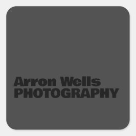 ブラックオンブラックモダンはっきりしたタイポグラフィ スクエアシール