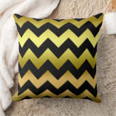 ブラックオールドグラデーション金ゴールドジグザグストライプの枕 クッション (ブランケット)