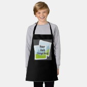 ブラックカスタムデザインエプロン – 自分のエプロンをアップロード エプロン (着用した状態)