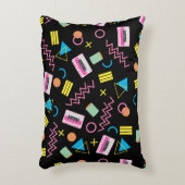 ブラックカラフル80年代80年代のレトロパターン アクセントクッション (正面(垂直))