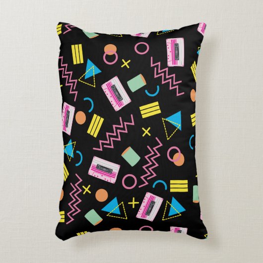 ブラックカラフル80年代80年代のレトロパターン アクセントクッション (正面(垂直))