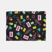 ブラックカラフル80年代80年代のレトロパターン フリースブランケット (正面(横))