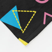 ブラックカラフル80年代80年代のレトロパターン フリースブランケット (角)